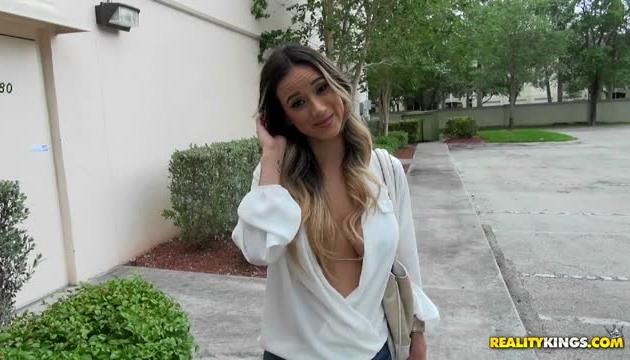 Nadias Sexy Styles