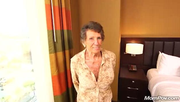 This 83 year old granny got MomPovâd