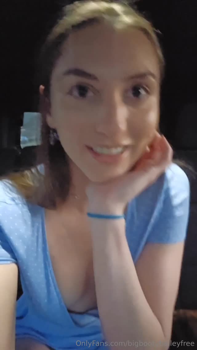 Lucky uber driver cums in me twice