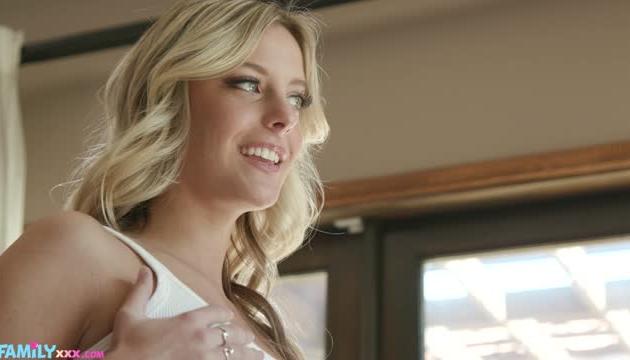 Stepdaughter Britney Rose Falls Deep