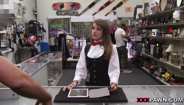 Card dealer cashes in that pussy!