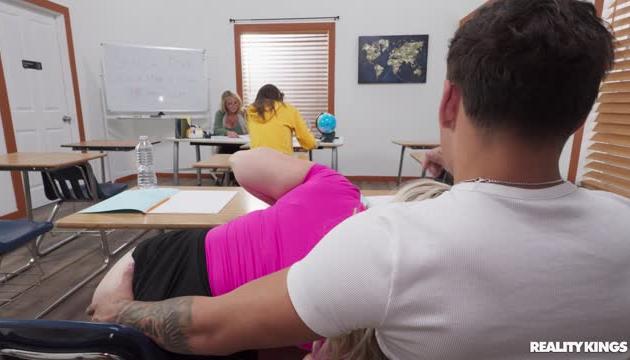 Fucking On Exam Day
