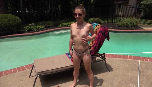 Poolside BTS