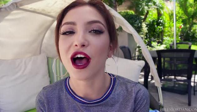 Jane Wants Dreads Big Black Cock Up Her Tight Little Asshole