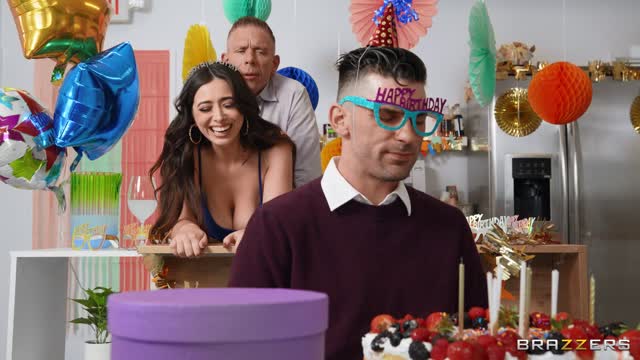 Sneaky Smash At The Birthday Bash