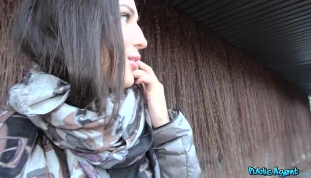 Russian backseat fuck and blowjob