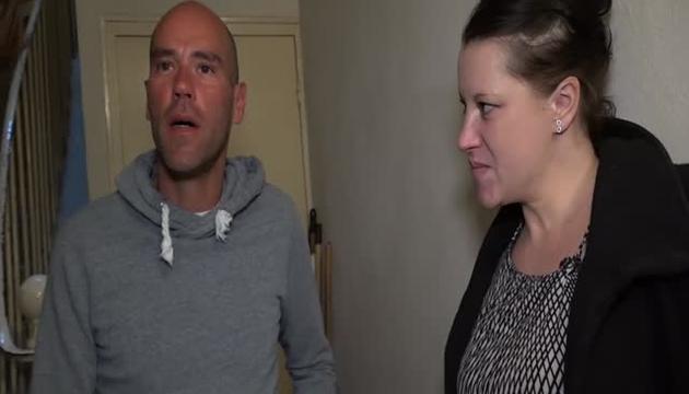 Le gangbang extrÃªme de Caro dans le vieux SÃ¨te!