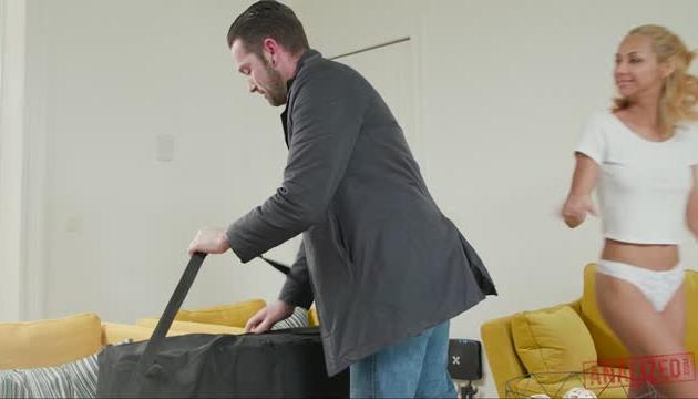 Unexpected Anal From My Masseuse