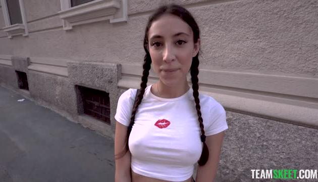 Thatâs Amore! Evaâs First TeamSkeet Scene!
