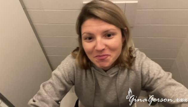 Bathroom Sex With Stranger