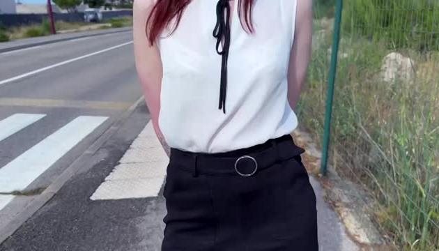 29 years old, salesperson in Lille