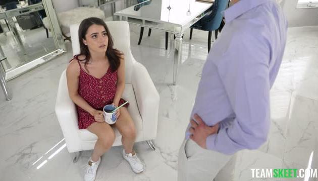 Klepto Babysitter Gets Caught