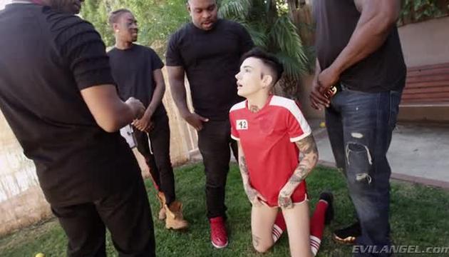 Nikkis Interracial DP Gangbang Tryout
