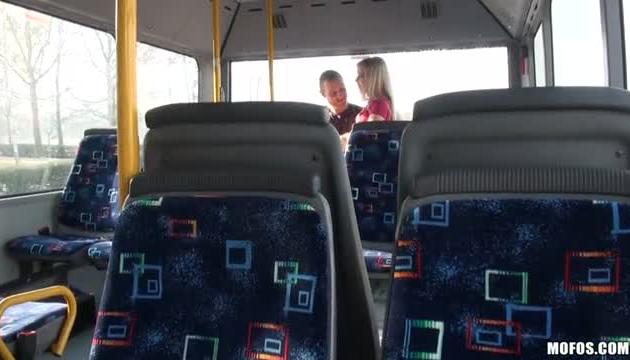 The Wheels On The Bus Go Fuck, Fuck, Fuck