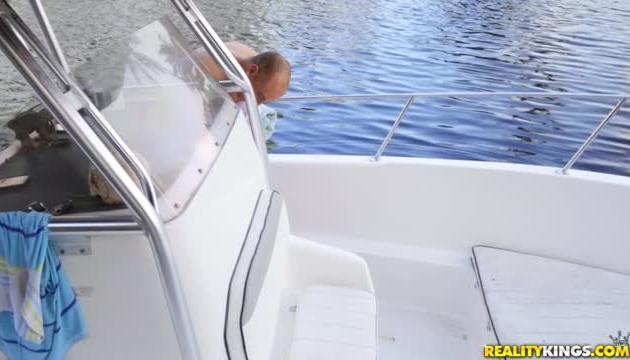 A Tight Ship