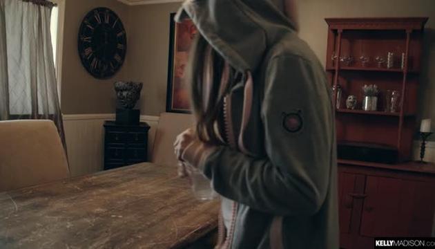Anal Exchange Student