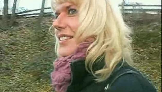 Anna 32